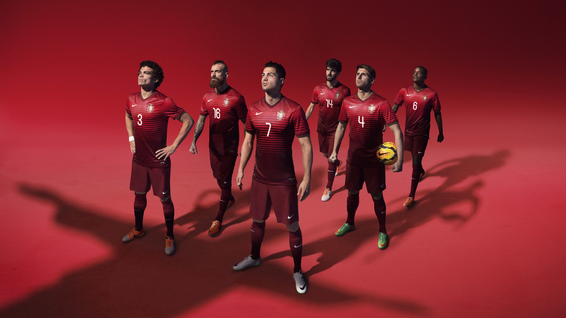 《堡垒之夜》线上线下联动漫展盛大开启，粉丝狂欢新体验