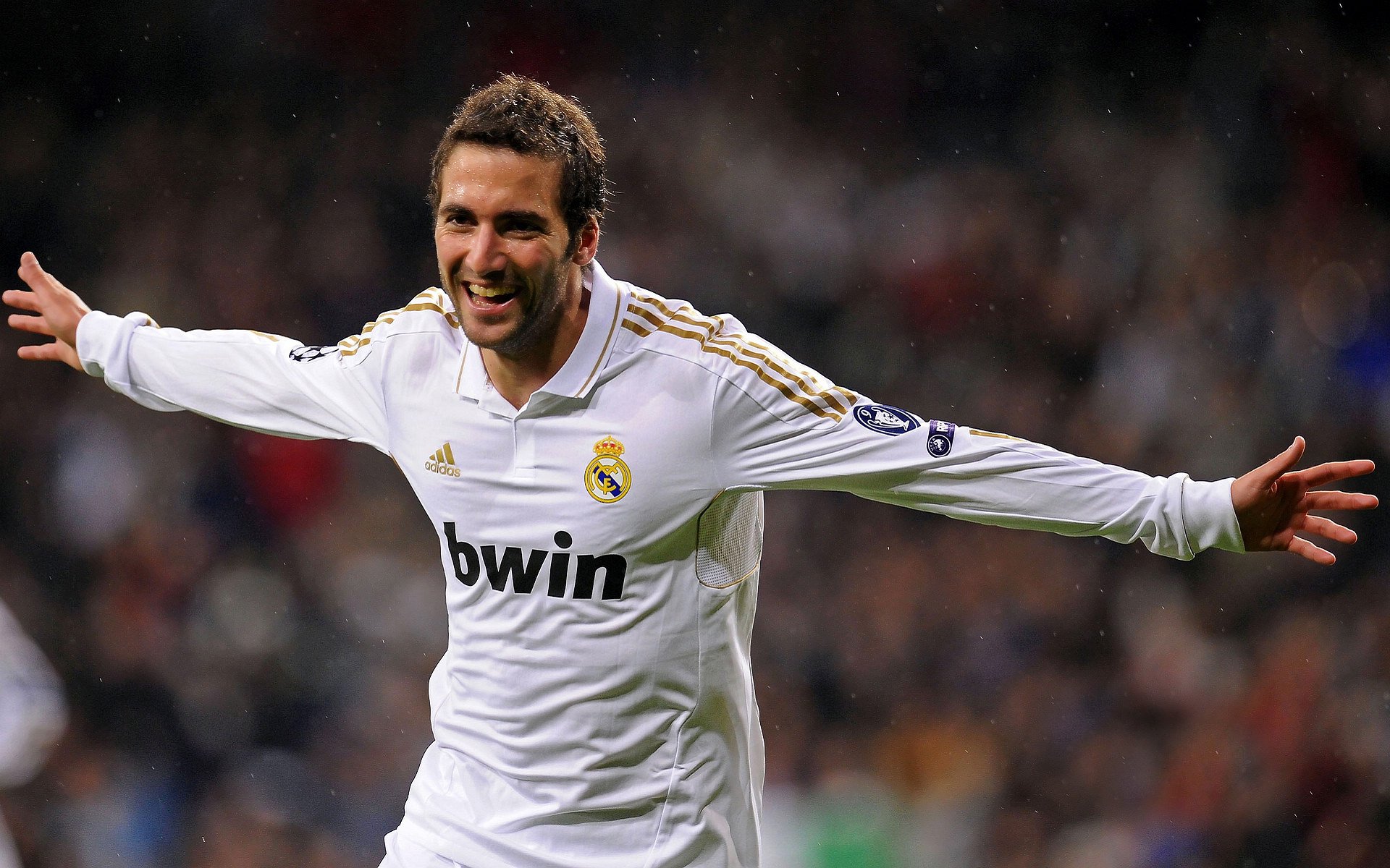 乔科尔盛赞阿诺德:利物浦的骄傲,球迷的荣耀